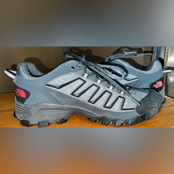 The North Face Shoes - Picture 4 of 9